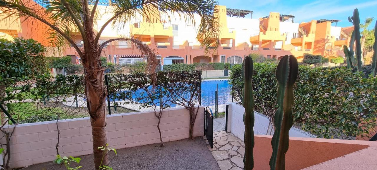 Homes Of Spain, Apartamentos Paraiso De Vera Playa, Ed Tahiti, Bajo G A Pie De La Playa, Vistas Piscina Bagian luar foto