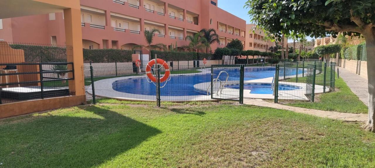 Homes Of Spain, Apartamentos Paraiso De Vera Playa, Ed Tahiti, Bajo G A Pie De La Playa, Vistas Piscina Bagian luar foto